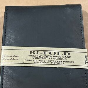Vintage Genuine Leather Bi-Fold Wallet • NOS • Multi-Window ID Pass Case